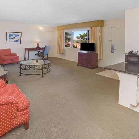 Travelodge Inn & Suites By Wyndham Yucca Valley/Joshua Tree Kültér fotó
