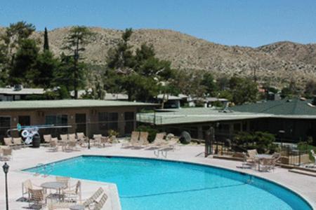 Travelodge Inn & Suites By Wyndham Yucca Valley/Joshua Tree Kültér fotó
